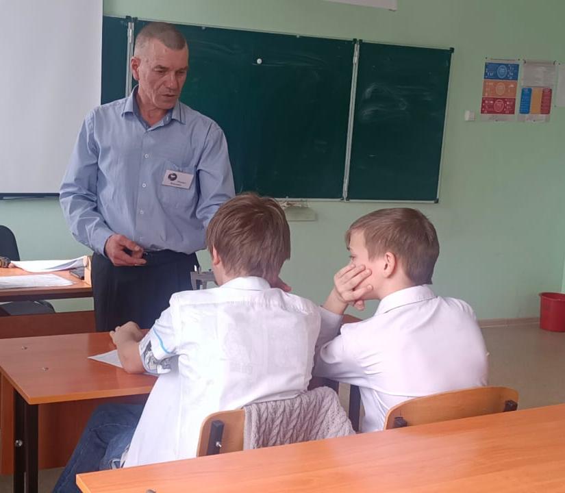 Открытый урок по теме  «Измерение размеров деталей с помощью штангенциркуля»..